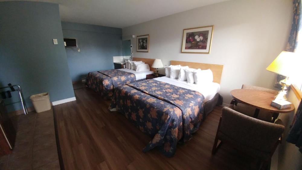 Queen Room with Two Queen Beds